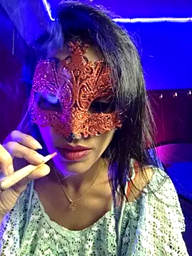 Snapshot of royeoy22 chatting on 10/22/25, 11:43 royeoy22 online show from 10/22/25, 11:43