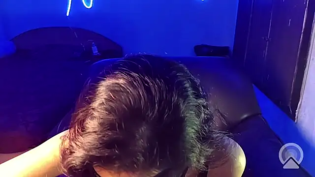 royeoy22 online show from 12/03/25, 01:42