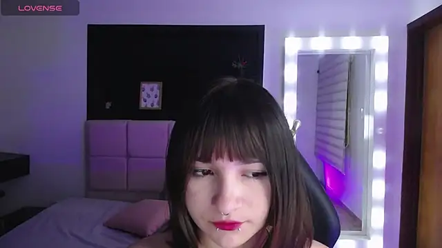  Charlotte Collins  online show from 10/16/25, 03:35