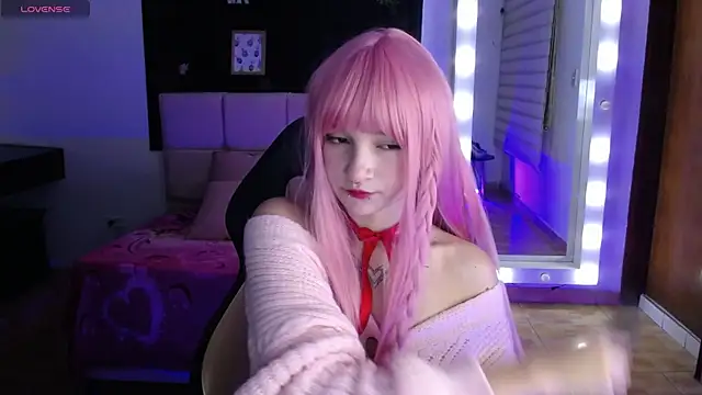 Snapshot of _Charlotte_Collins_ chatting on 12/05/25, 02:36 Charlotte Collins online show from 12/05/25, 02:36