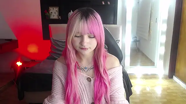  Charlotte Collins  online show from 07/03/26, 03:51