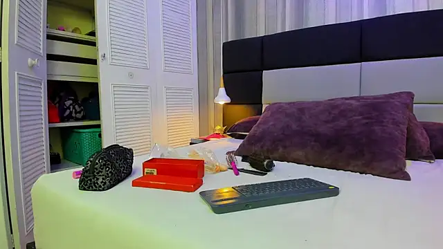 deanalopez online show from 09/12/25, 01:22