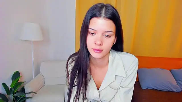 JoCauterucci online show from 10/22/25, 06:57