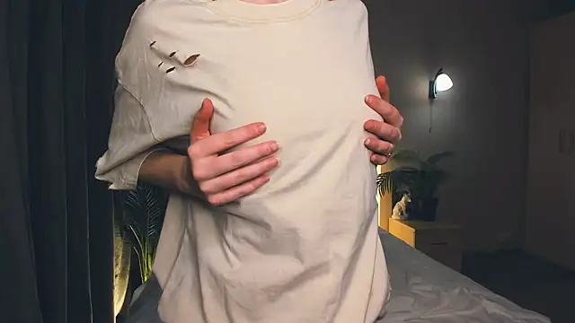 exposed lizzy online show from 09/21/25, 07:48