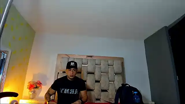 AngelAndChris online show from 09/11/25, 12:05