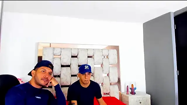 AngelAndChris online show from 09/15/25, 12:27