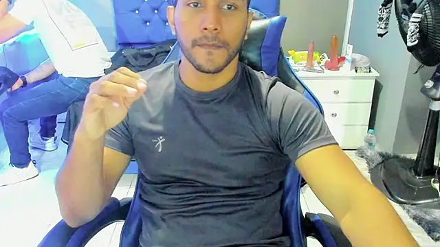 AngelAndChris online show from 09/19/25, 12:28