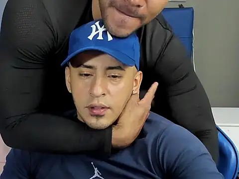 AngelAndChris online show from 09/25/25, 12:20