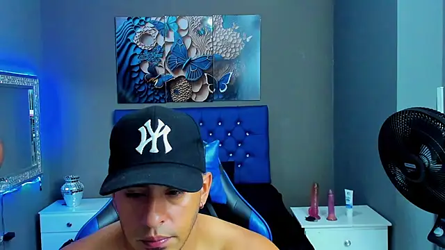 AngelAndChris online show from 10/20/25, 12:49