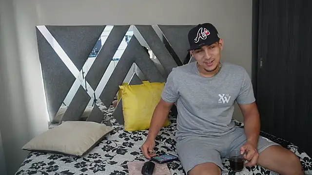 massimo vidal  online show from 09/24/25, 12:30