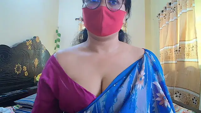 Elena cruz5 online show from 05/07/26, 03:56