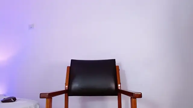 LuciaCollins  online show from 10/14/25, 12:50