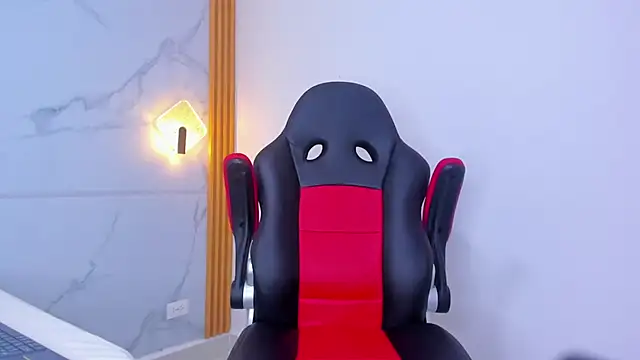 dalia segretti  online show from 10/16/25, 04:24