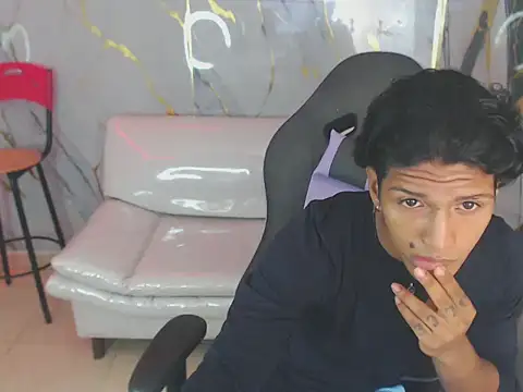 bull cam online show from 11/02/25, 03:25