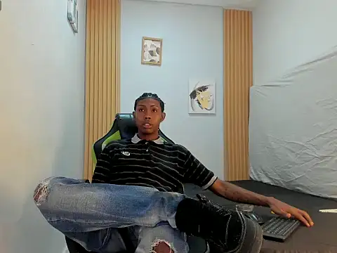 Jax Maliq online show from 10/03/25, 02:08