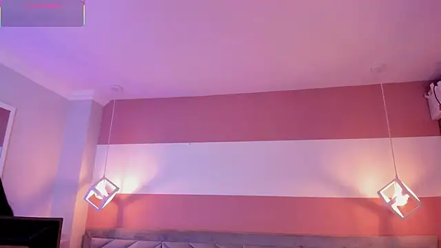 Mia Valentine  online show from 11/11/25, 08:31