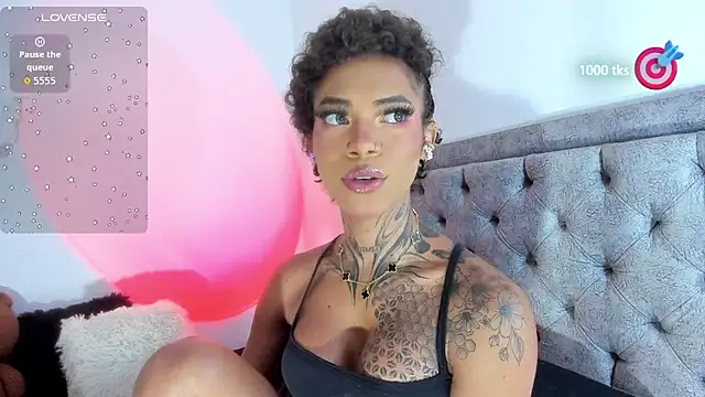 michell danna online show from 10/25/25, 09:06