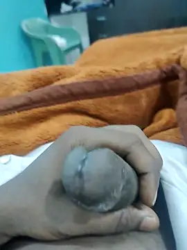 Yourminal online show from 09/19/25, 03:24