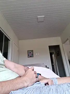 Snapshot of dancaEstrip chatting on 09/16/25, 04:08 dancaEstrip online show from 09/16/25, 04:08