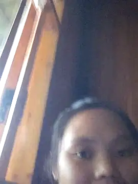 omiu-baby online show from 10/24/25, 01:24