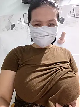 Wainy kina online show from 10/17/25, 08:39