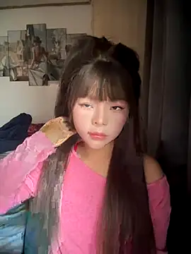 Snapshot of SarahBeii chatting on 11/02/25, 03:31 SarahBeii online show from 11/02/25, 03:31