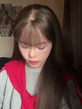 SarahBeii online show from 12/15/25, 03:44