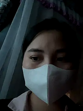 Snapshot of Zinsetka chatting on 10/15/25, 07:19 Zinsetka online show from 10/15/25, 07:19