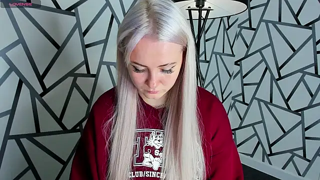 Joyce Howard online show from 10/07/25, 02:09