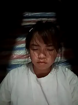 Snapshot of AnHa19 chatting on 10/31/25, 09:38 AnHa19 online show from 10/31/25, 09:38