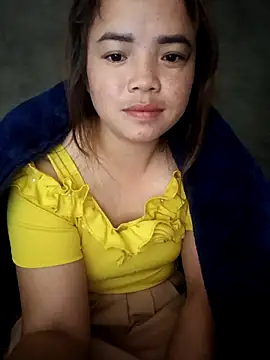 Snapshot of AnHa19 chatting on 11/02/25, 12:35 AnHa19 online show from 11/02/25, 12:35