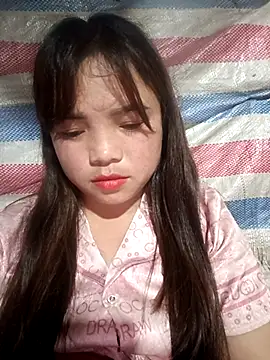 Snapshot of AnHa19 chatting on 11/10/25, 12:59 AnHa19 online show from 11/10/25, 12:59