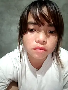 Snapshot of AnHa19 chatting on 11/12/25, 01:33 AnHa19 online show from 11/12/25, 01:33