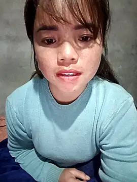 Snapshot of AnHa19 chatting on 11/16/25, 01:00 AnHa19 online show from 11/16/25, 01:00