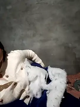 Snapshot of AnHa19 chatting on 11/21/25, 01:26 AnHa19 online show from 11/21/25, 01:26