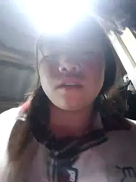 Snapshot of AnHa19 chatting on 11/25/25, 12:38 AnHa19 online show from 11/25/25, 12:38