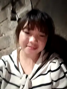 Snapshot of AnHa19 chatting on 11/29/25, 10:51 AnHa19 online show from 11/29/25, 10:51