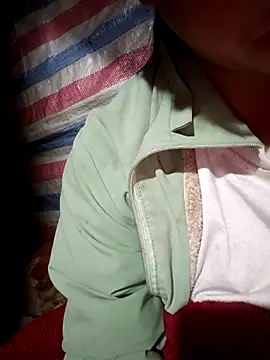 Snapshot of AnHa19 chatting on 12/03/25, 10:30 AnHa19 online show from 12/03/25, 10:30