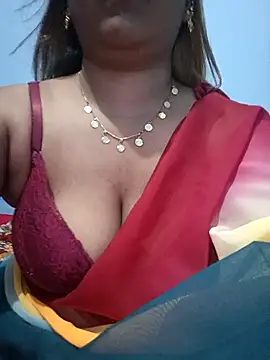 Snapshot of Arohi_51 chatting on 09/15/25, 06:08 Arohi 51 online show from 09/15/25, 06:08