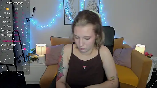 Hailey Foxy online show from 09/22/25, 09:00