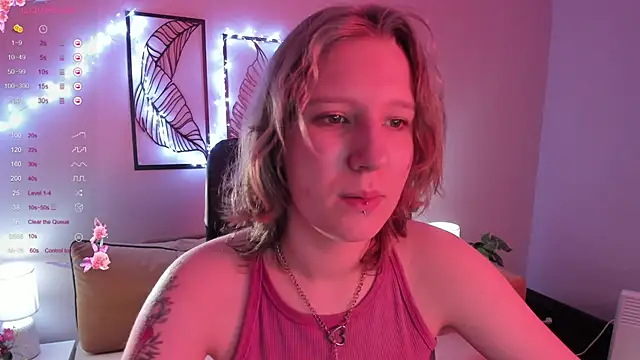 Hailey Foxy online show from 11/26/25, 08:59