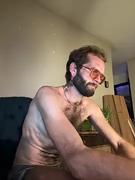 hungspundick1 online show from 10/13/25, 11:43