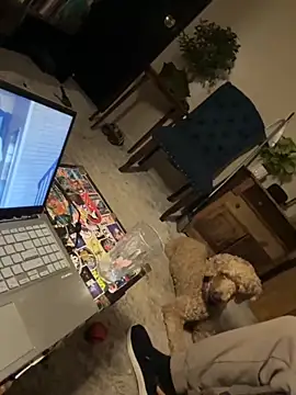 hungspundick1 online show from 10/14/25, 04:02