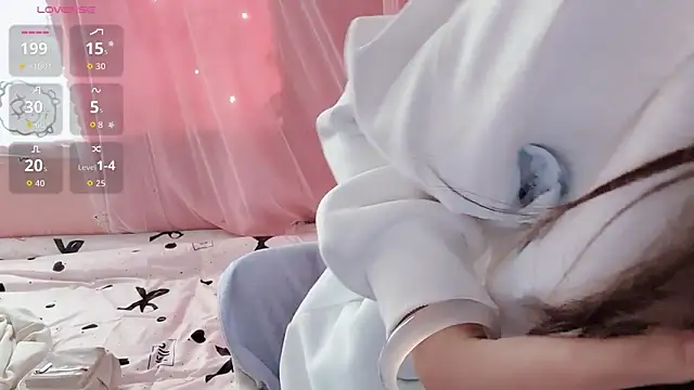 SllamPiveR online show from 10/19/25, 04:24