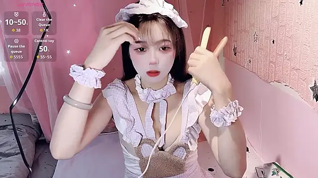 SllamPiveR online show from 10/21/25, 04:24