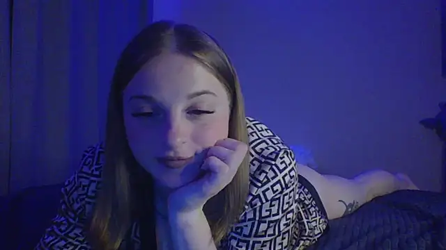 Star Girlish online show from 10/03/25, 08:17