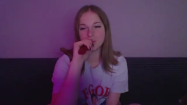 Star Girlish online show from 10/30/25, 08:31