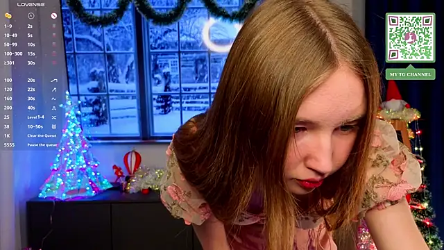 Snapshot of ElfredaTupy chatting on 12/05/25, 08:16 ElfredaTupy online show from 12/05/25, 08:16