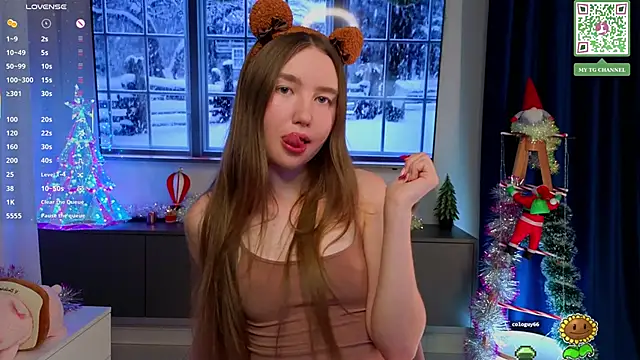 Snapshot of ElfredaTupy chatting on 12/14/25, 07:40 ElfredaTupy online show from 12/14/25, 07:40