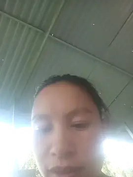 Snapshot of simi-lucy chatting on 09/22/25, 09:11 simi-lucy online show from 09/22/25, 09:11